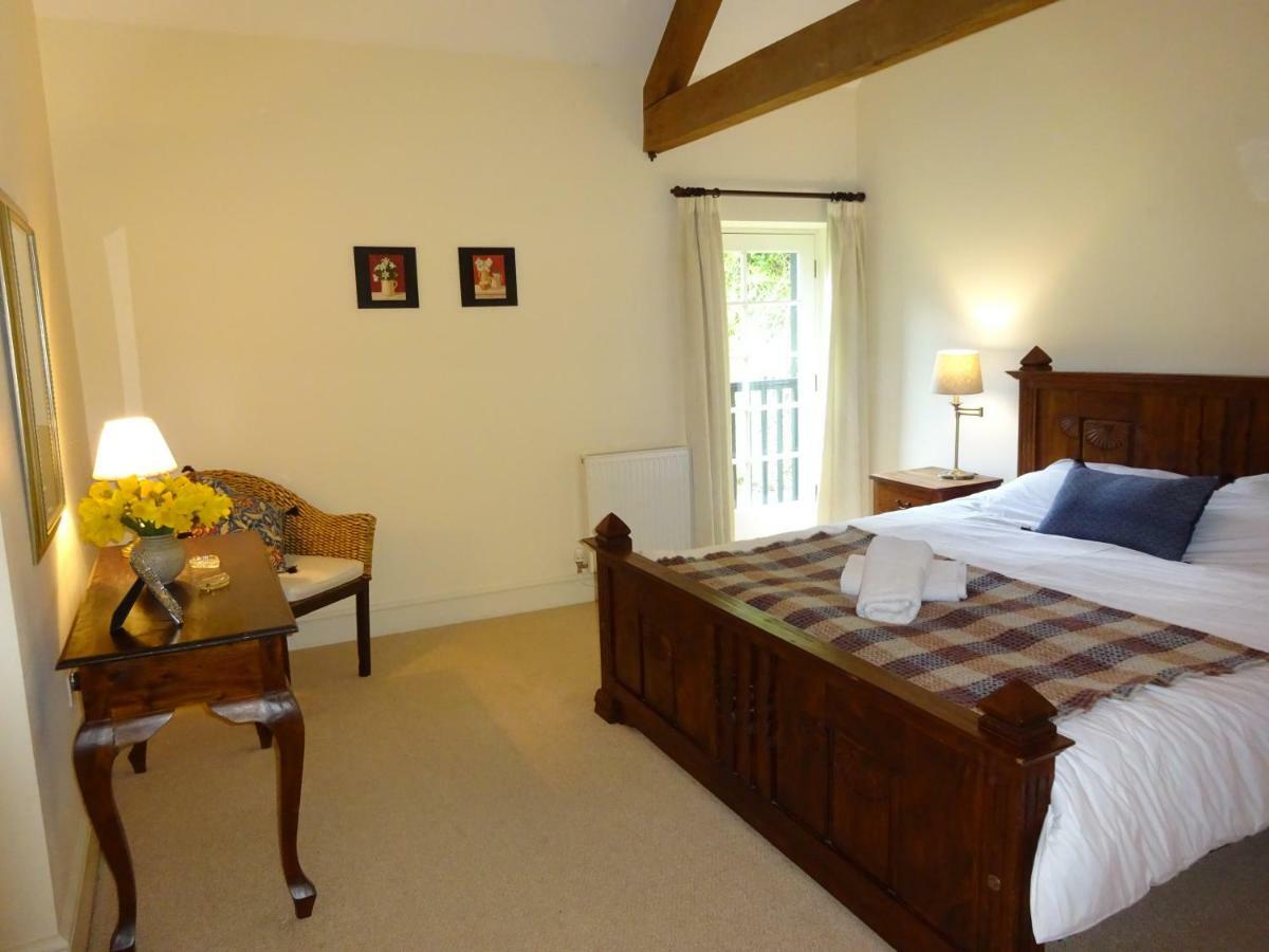 Glanhenwye Courtyard Cottages Glasbury Exterior photo